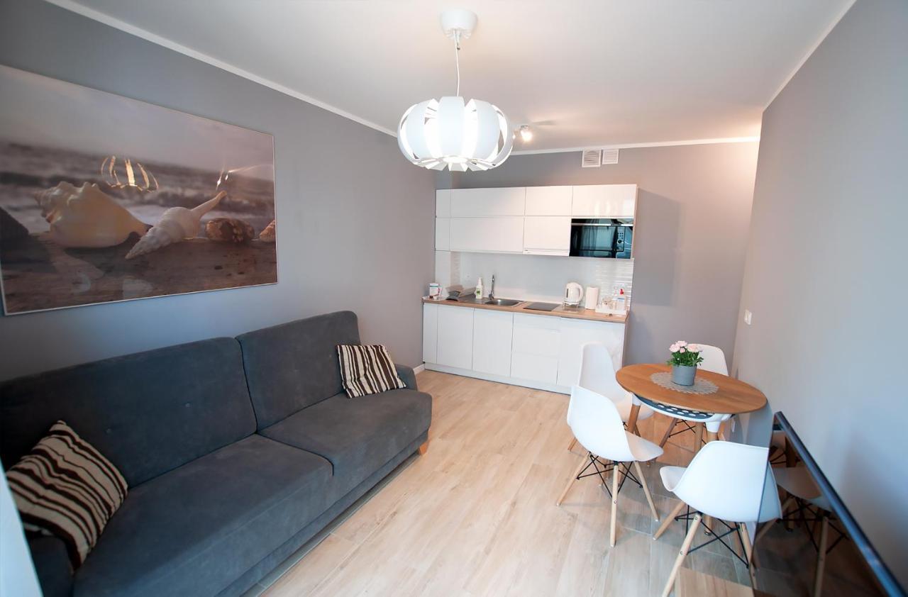 Apartament Ikar - 2 Pokojowy Przy Morzu Z Balkonem Pobierowo Exterior photo